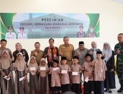 Hadiri Peresmian Gedung Serbaguna Mandala Adhyaksa, Nuryadi Ikut Serahkan Santunan Anak Yatim