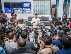 Balas PDIP Soal Dana MBG, Seskab Teddy: Sudah Disepakati DPR dan Tak Kurangi Anggaran Pendidikan