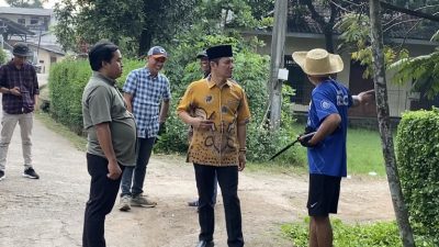 Gercep! H Edi Tinjau Langsung Titik Banjir di RW 06 Jatisari Usai Dikeluhkan Warga