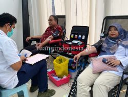 Semarakkan HUT ke-8 dan HUT RI ke-81, Bawaslu Kota Bekasi Gelar Donor Darah