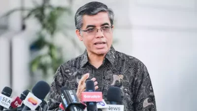 THR Lebaran 2026 Wajib H-7, Menaker Ingatkan Sanksi Perusahaan
