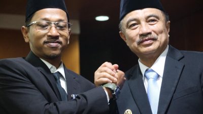238 ASN Pemkot Bekasi Terima Satyalancana Karya Satya, Harris Bobihoe Tekankan Profesionalisme